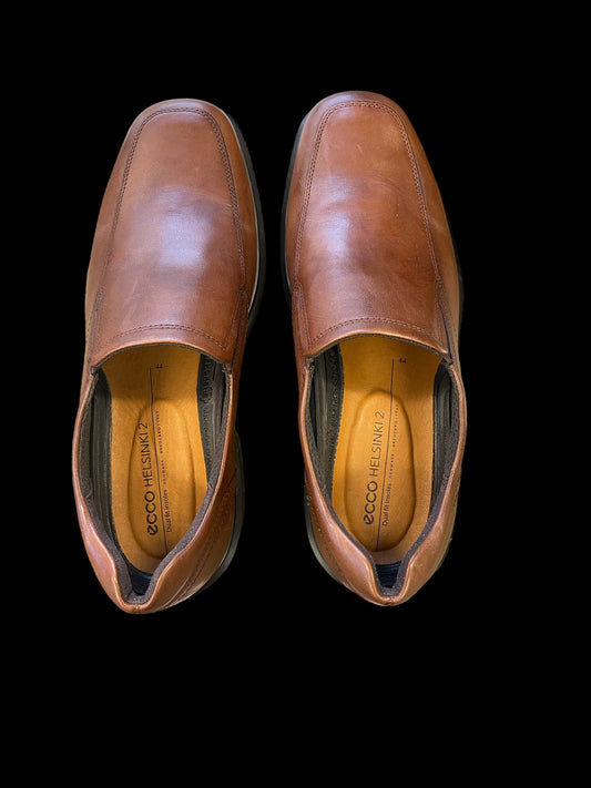Men's Echo Brown Helsinki Slip on Shoe Size 44