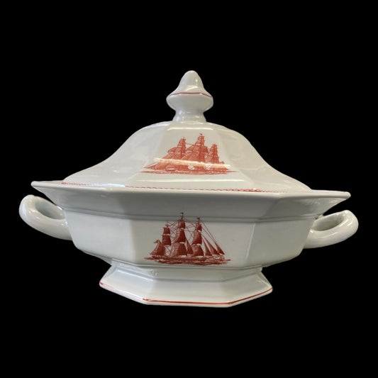 Wedgwood Flying Cloud Covered Vegetable Dish