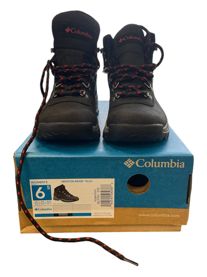 Women's Columbia Newton Ridge Plus Boot Size 6.5