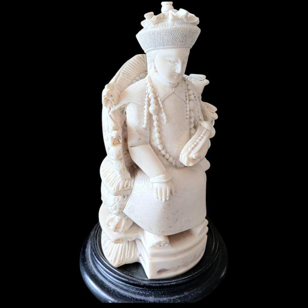 Chinese Emperor and Empress Figurine Pair