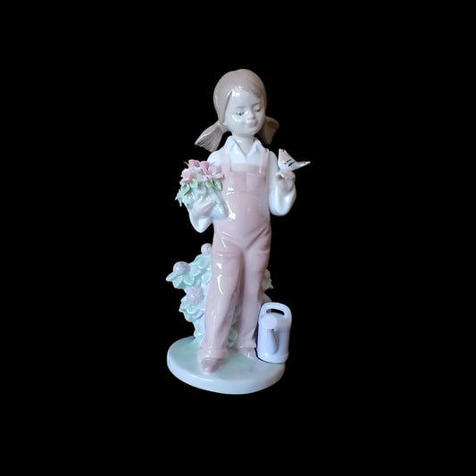 Lladro Figurine "Spring Girl"  #5217