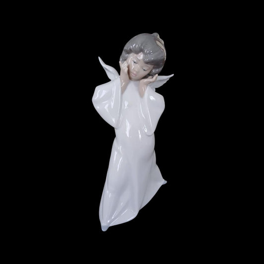 Lladro Mime Angel #4959 Figurine