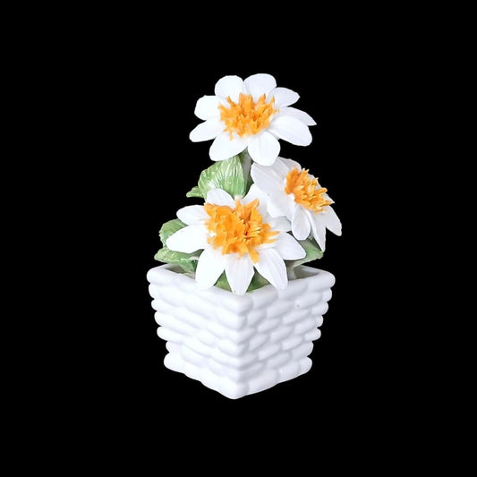 Radnor Bone China Daisy Bouquet in Basket